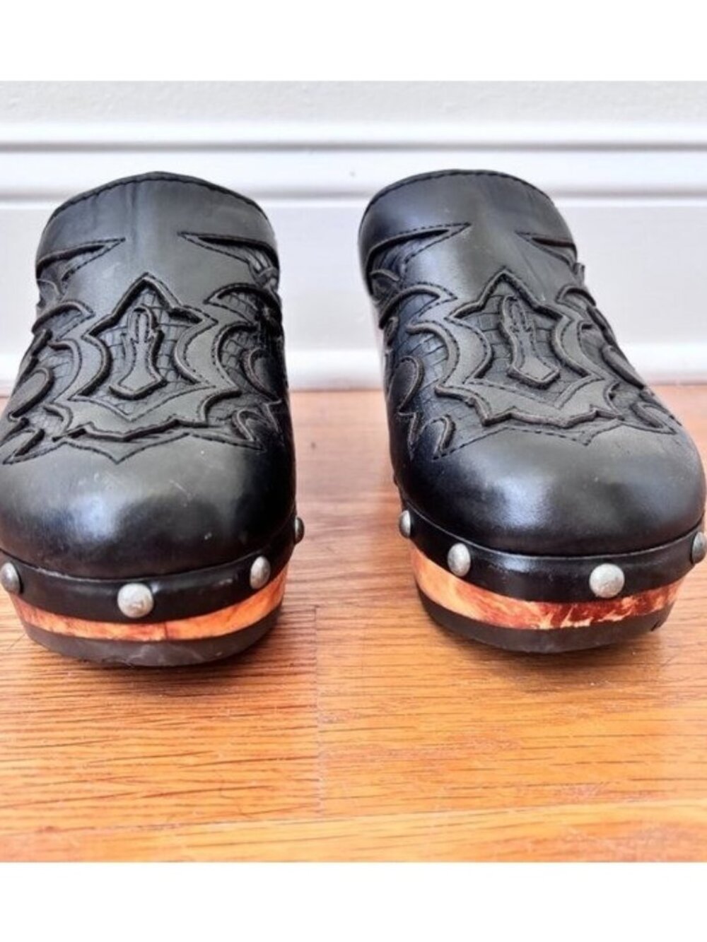 ARIAT MCMXCIII Black Leather Wood Clog Mules Size 6 - Picture 6 of 10